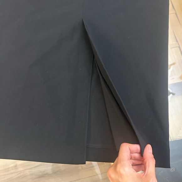 Simons Contemporaine Black Women's Skirt - Picture 6 of 12